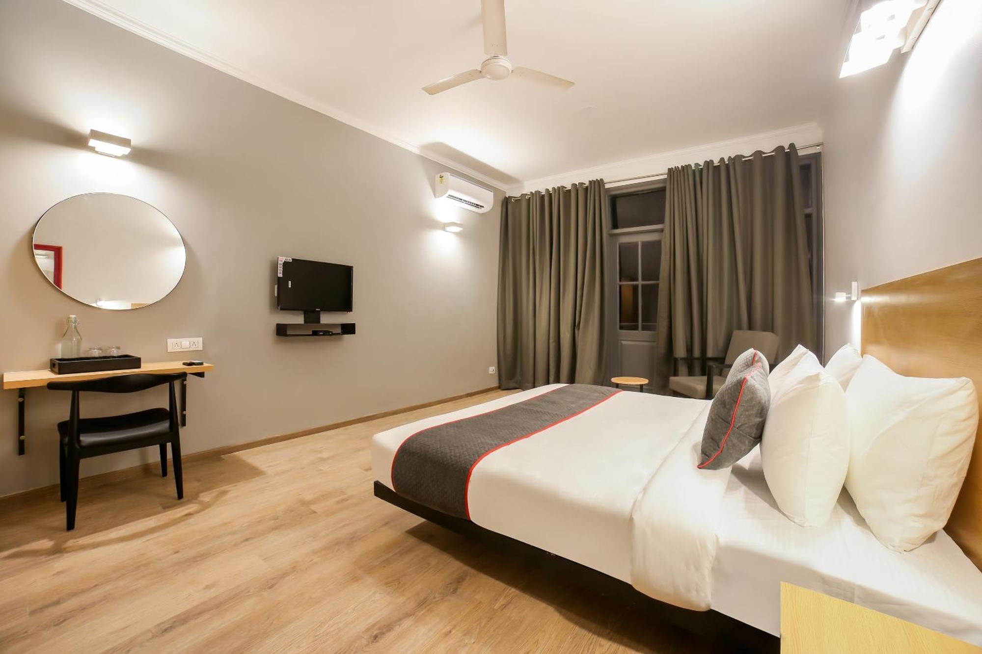 Townhouse 330 Dlf Phase-2 Near Leisure Valley Park Gurgaon Dış mekan fotoğraf